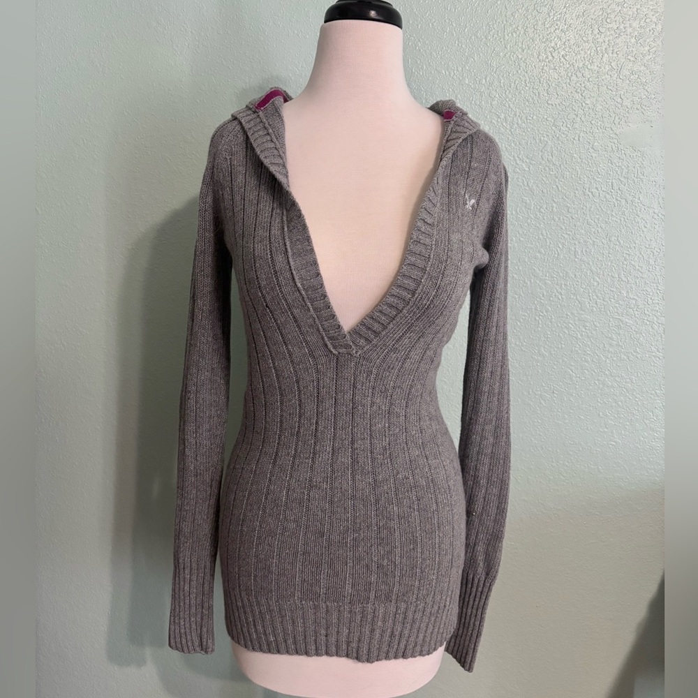 Vintage American Eagle Gray V-Neck Women's Sweater Tunic with hood